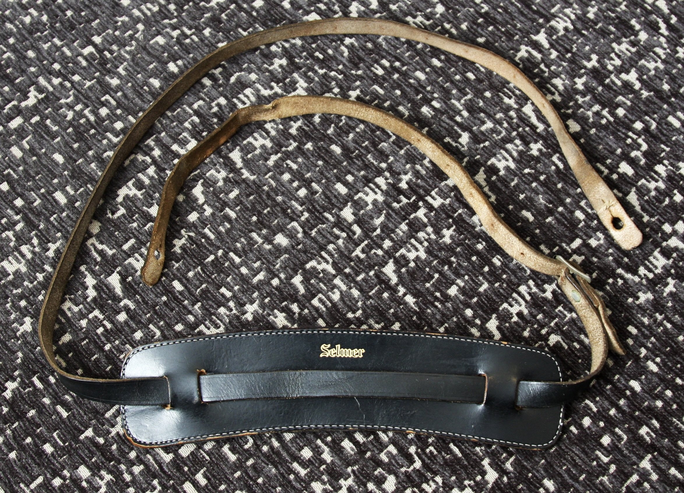 Selmer guitar strap deals